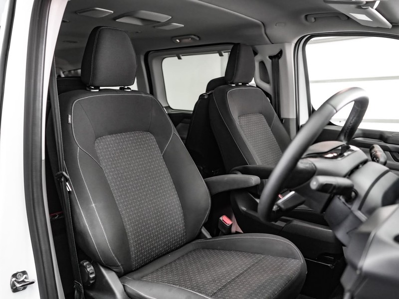 Ford Tourneo Custom - Audi Centre Rivonia - Image 12