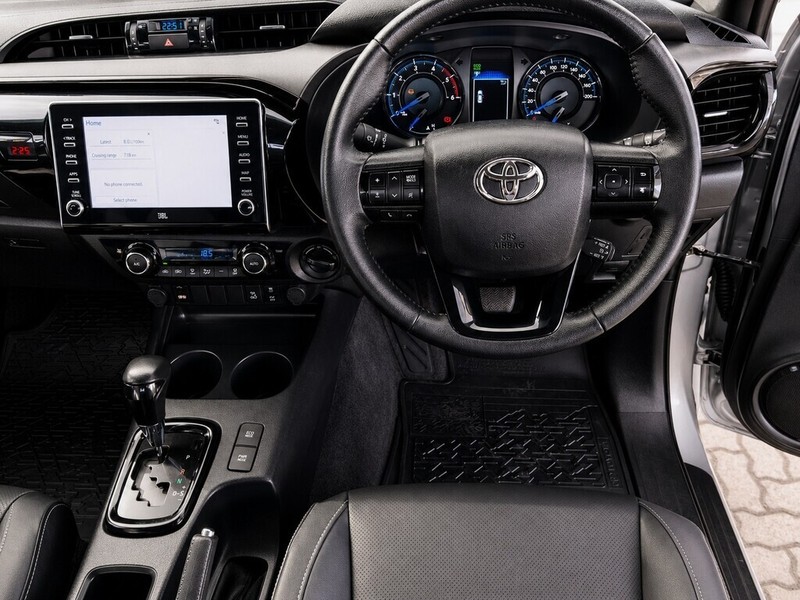 Toyota Hilux - CARS@NOOK - Image 14