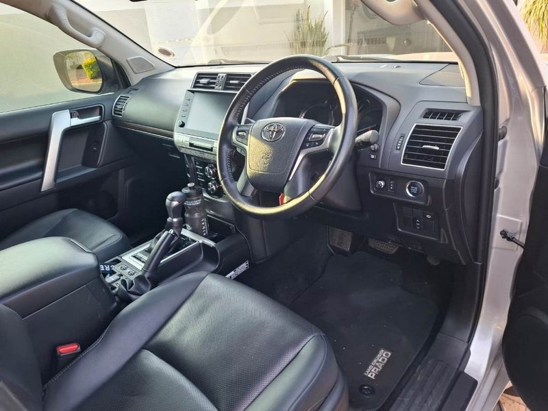 Toyota Land Cruiser Prado - Mit Mak Motors - Image 7