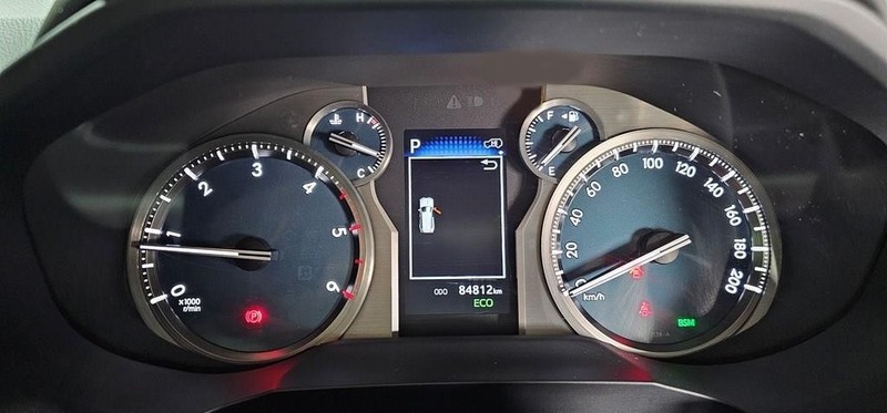 Toyota Land Cruiser Prado - Mit Mak Motors - Image 11