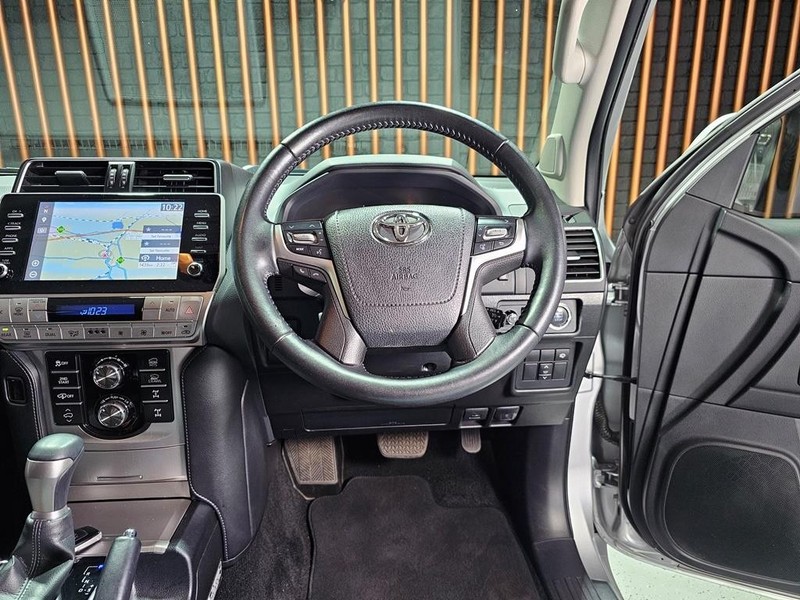 Toyota Land Cruiser Prado - Mit Mak Motors - Image 9