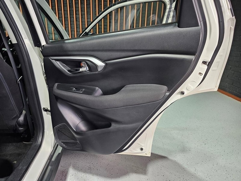Toyota Urban Cruiser - Mit Mak Motors - Image 20