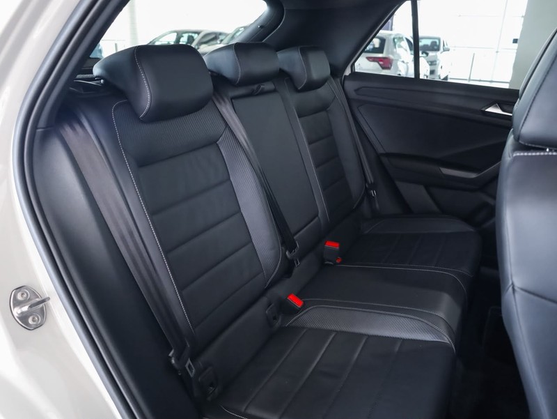 Volkswagen T-Roc - Hatfield VW Bryanston - Image 17