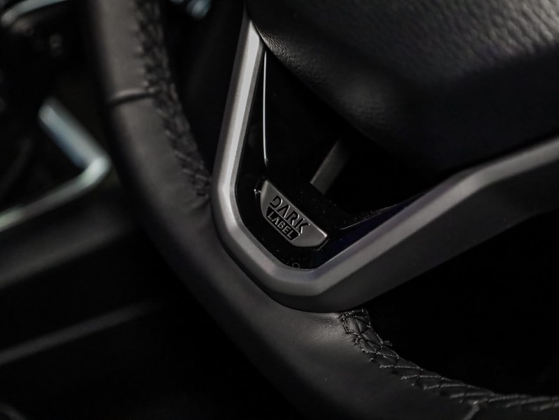 Volkswagen Amarok - Hatfield VW Bryanston - Image 11