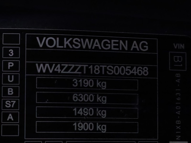 Volkswagen Amarok - Hatfield VW Bryanston - Image 25