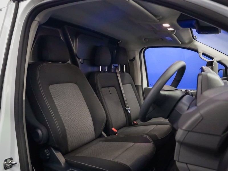 Volkswagen Transporter - Hatfield VW Bryanston - Image 7