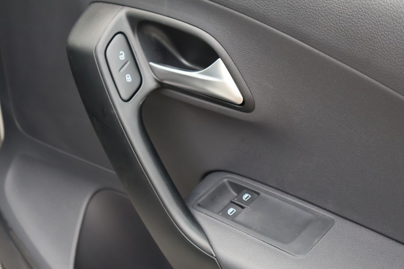 Volkswagen Polo Vivo - Hatfield VW Pretoria - Image 10