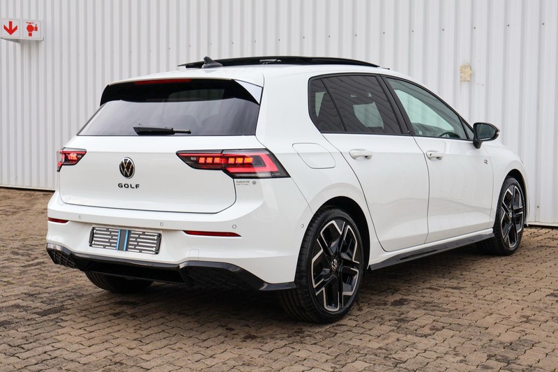 Volkswagen Golf - Hatfield VW Pretoria - Image 12