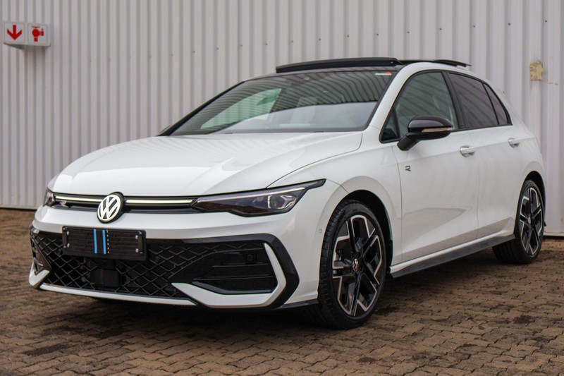 Volkswagen Golf - Hatfield VW Pretoria - Image 3