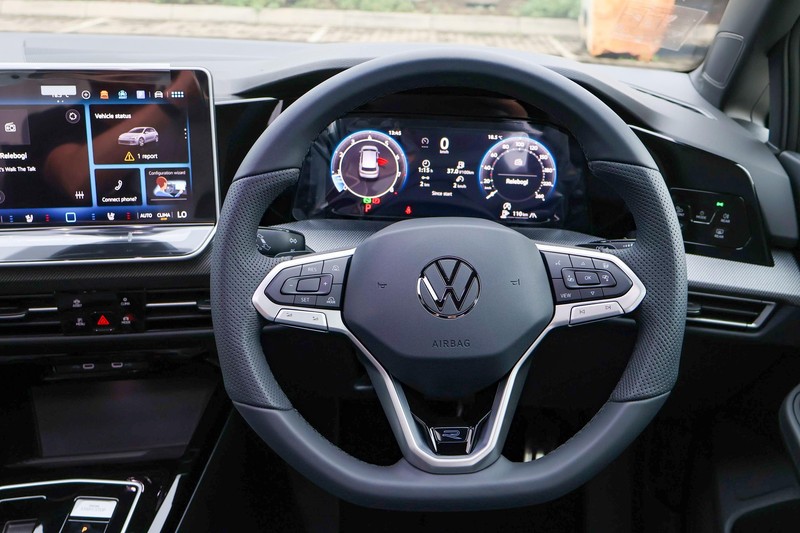 Volkswagen Golf - Hatfield VW Pretoria - Image 28