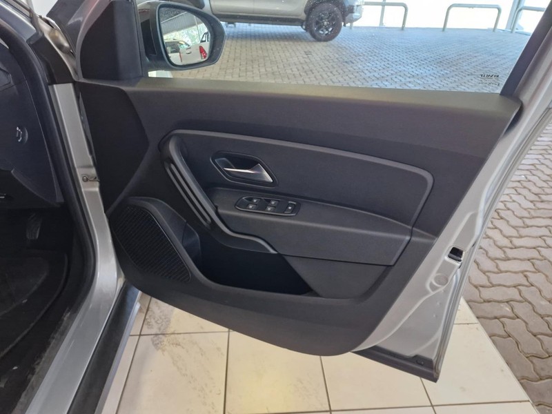 Renault Duster - Vaal Toyota Sasolburg - Image 12