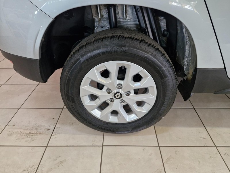 Renault Duster - Vaal Toyota Sasolburg - Image 9