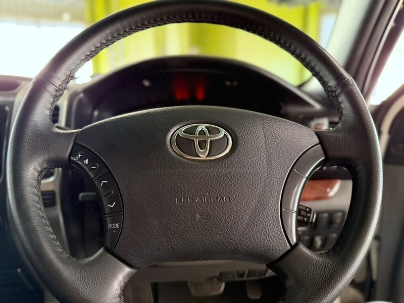 Toyota Land Cruiser Prado - Bakwena Auto Sales - Image 18
