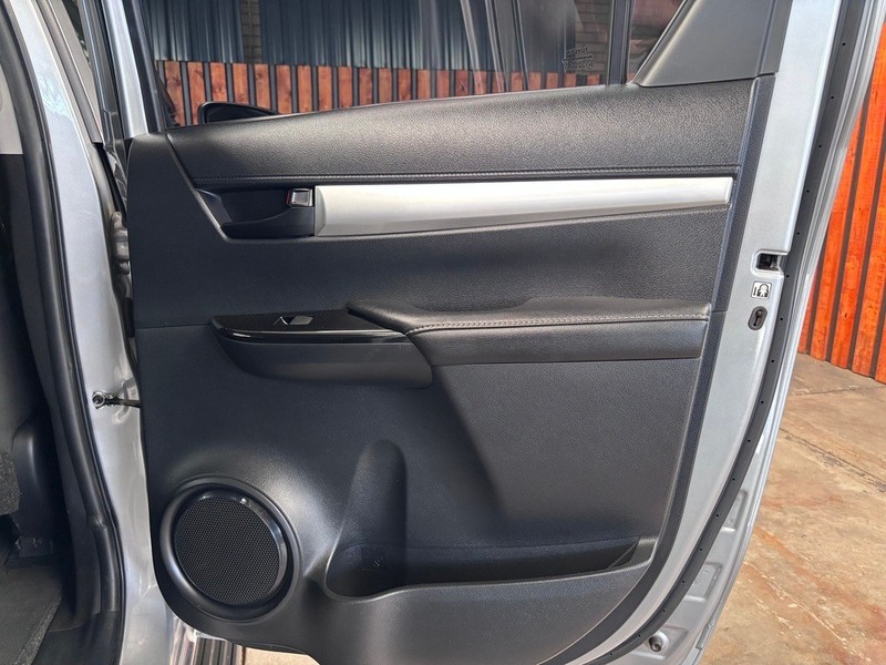 Toyota Hilux - We Buy Bakkies - Image 17