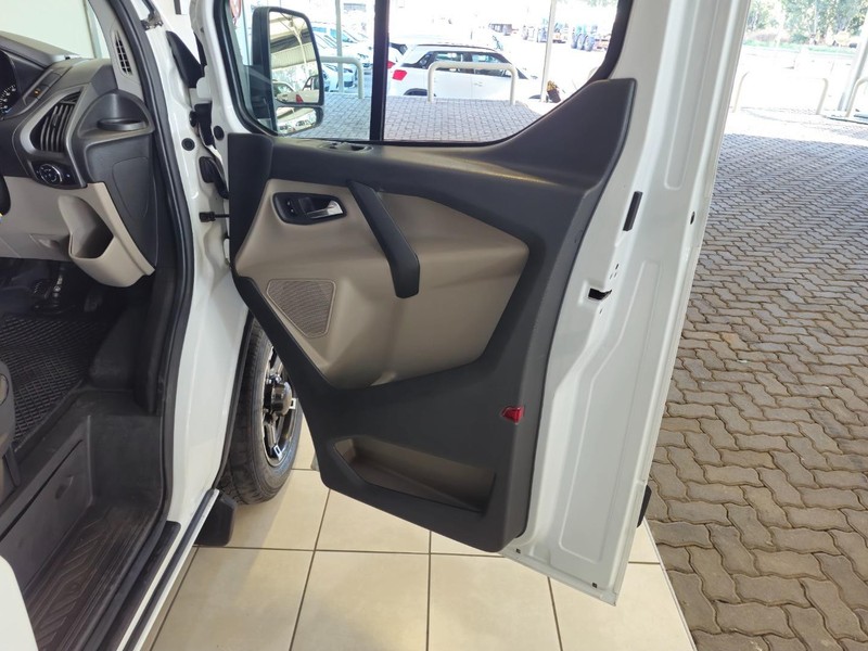 Ford Tourneo Custom - Vaal Toyota Sasolburg - Image 11