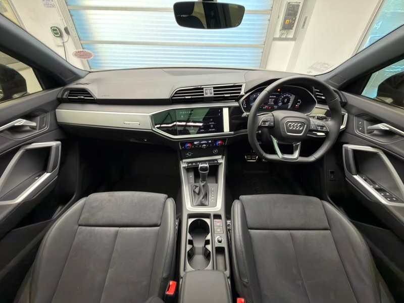 Audi Q3 - Audi Centre Braamfontein - Image 17