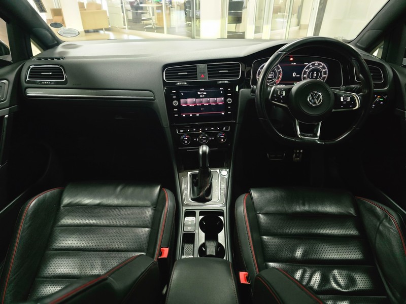 Volkswagen Golf - Hatfield VW Northcliff - Image 9