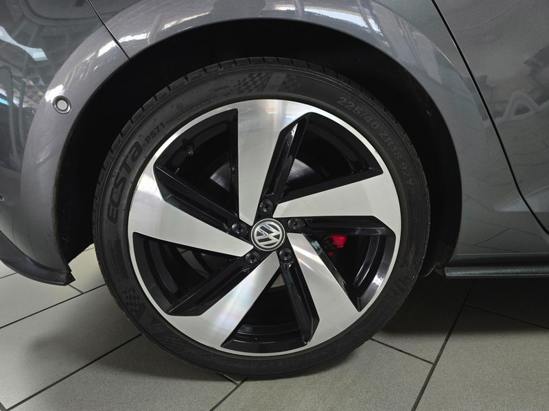 Volkswagen Golf - Hatfield VW Northcliff - Image 5