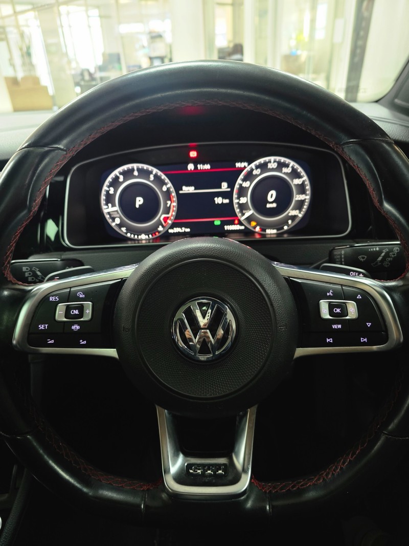 Volkswagen Golf - Hatfield VW Northcliff - Image 19