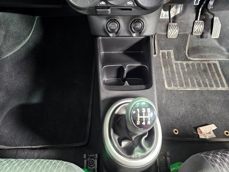 Toyota Vitz - Mit Mak Motors - Image 14