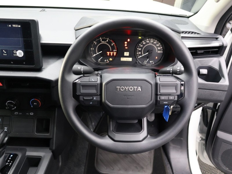 Toyota Hilux - KING OF CARS - Image 11