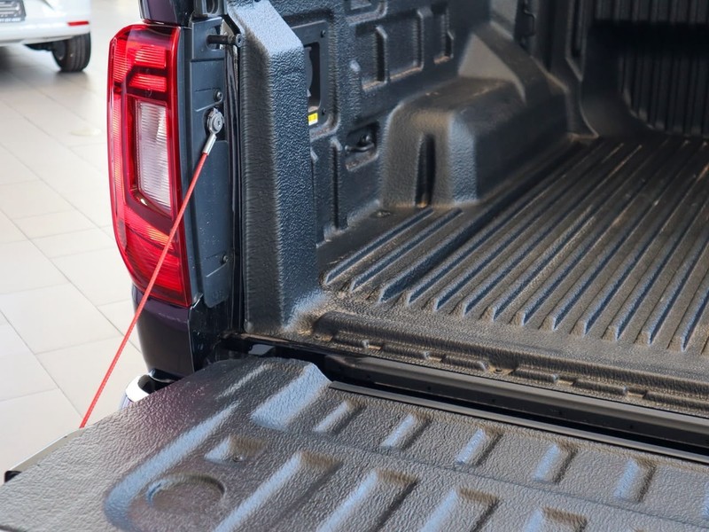 Volkswagen Amarok - Hatfield VW Rivonia - Image 10