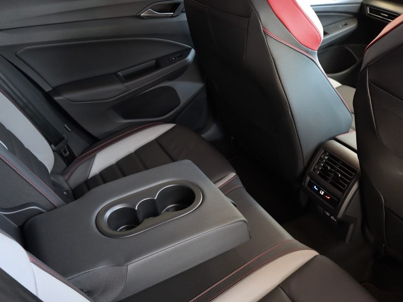 Volkswagen Golf - Hatfield VW Rivonia - Image 19