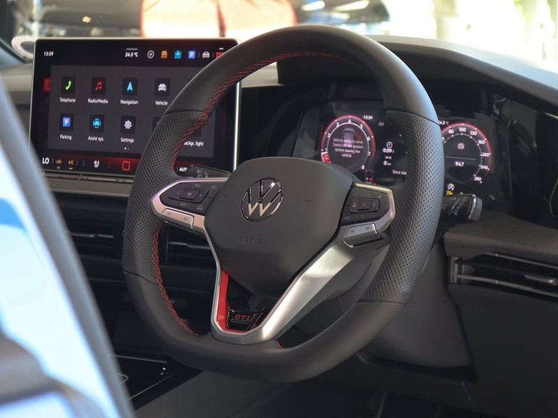 Volkswagen Golf - Hatfield VW Rivonia - Image 26