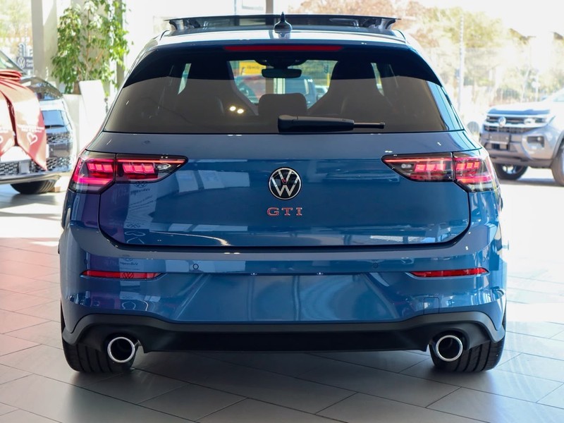 Volkswagen Golf - Hatfield VW Rivonia - Image 10