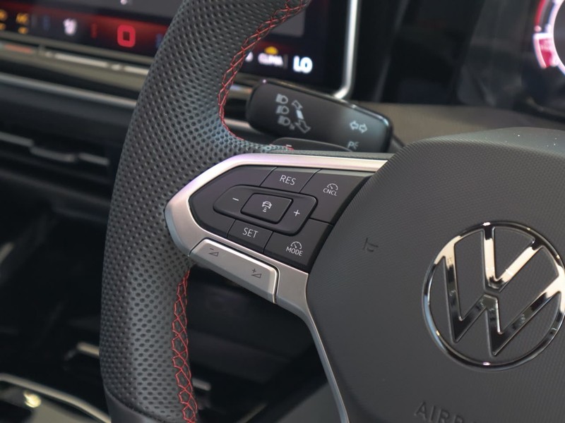 Volkswagen Golf - Hatfield VW Rivonia - Image 30