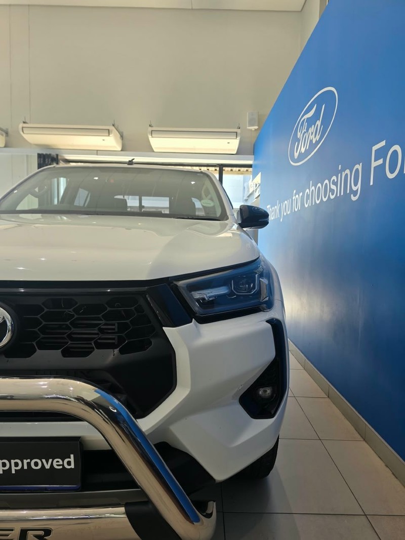 Toyota Hilux - Ford Amanzimtoti - Image 7