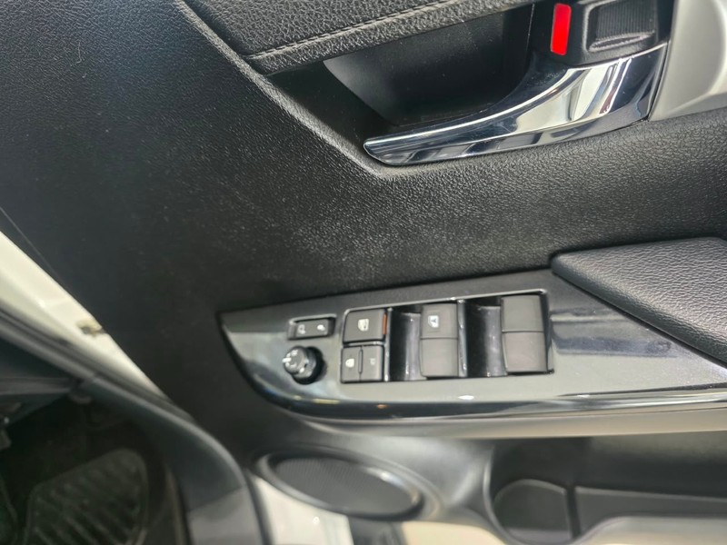 Toyota Hilux - Ford Amanzimtoti - Image 18