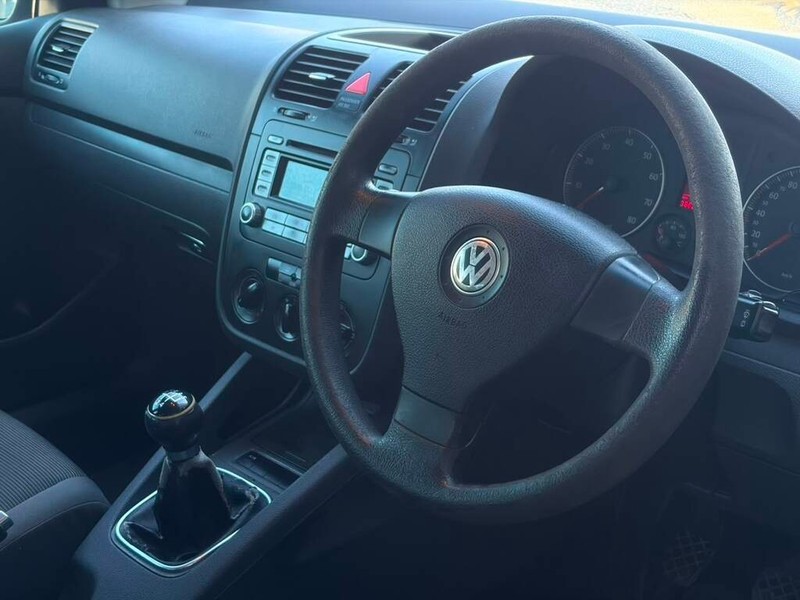 Volkswagen Golf - Authentique Autos - Image 9