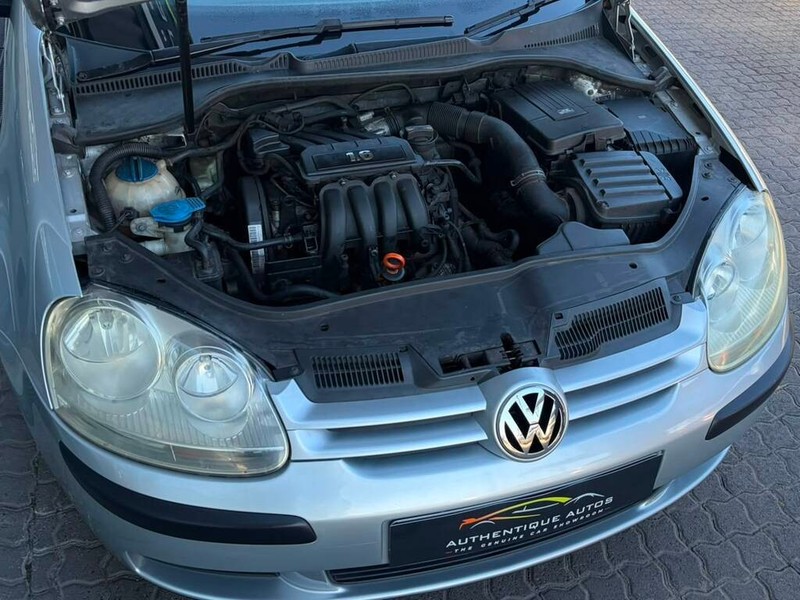 Volkswagen Golf - Authentique Autos - Image 18
