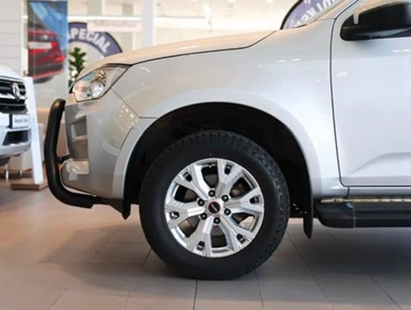 Isuzu D-Max - Hatfield VW Melrose Arch - Image 16