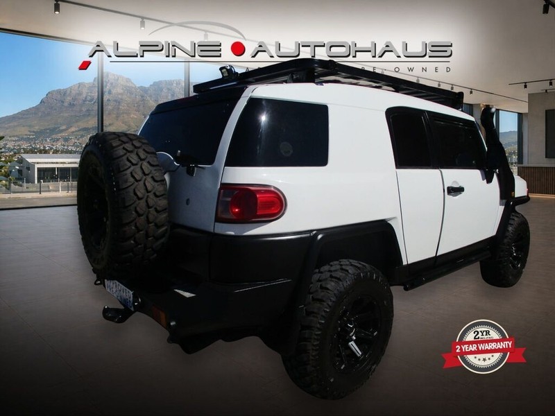 Toyota Land Cruiser - Alpine Autohaus - Image 15