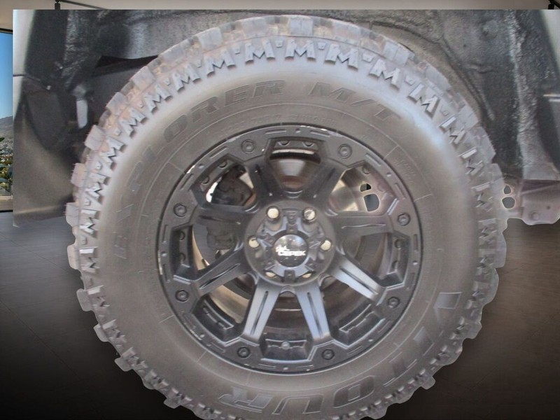Toyota Land Cruiser - Alpine Autohaus - Image 11