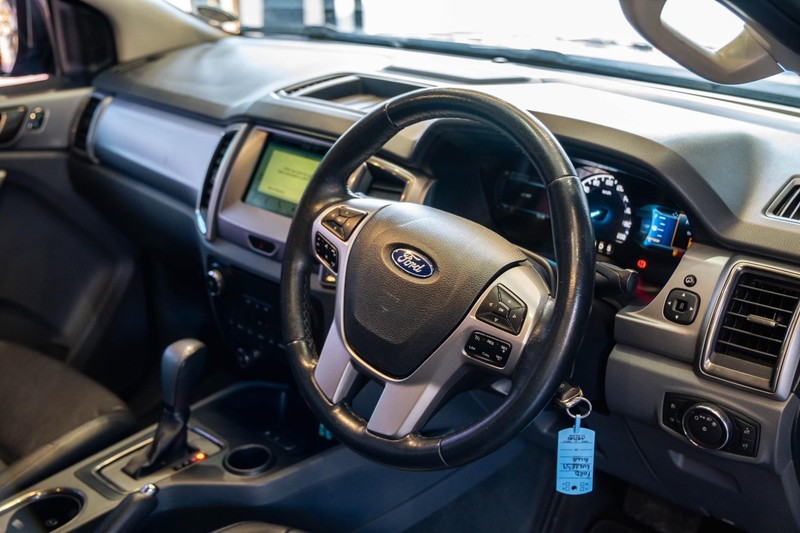 Ford Everest - Bruma Nissan - Image 9