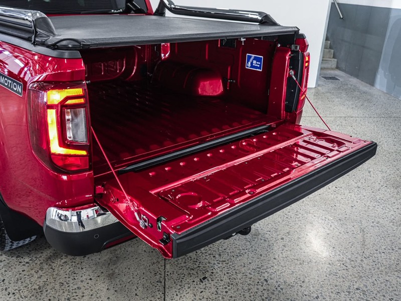Volkswagen Amarok - Chery Waterfall - Image 16