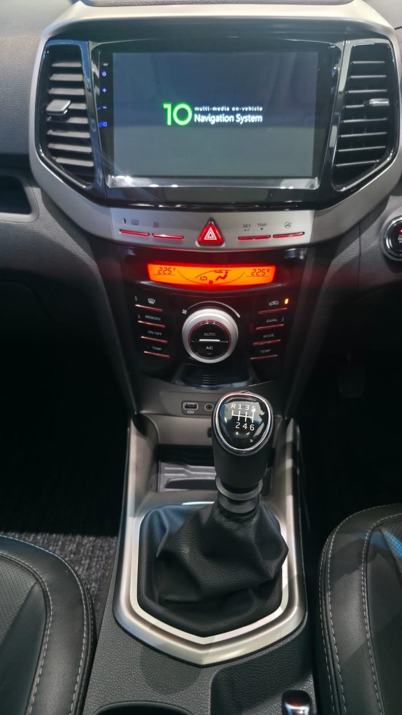 Mahindra XUV300 - Ford Amanzimtoti - Image 14