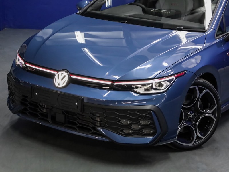 Volkswagen Golf - Hatfield VW Bryanston - Image 3