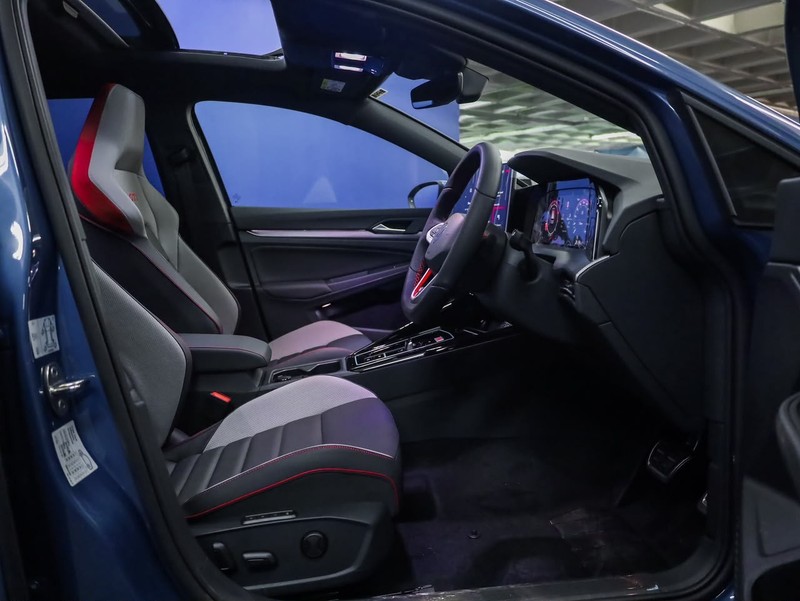 Volkswagen Golf - Hatfield VW Bryanston - Image 7
