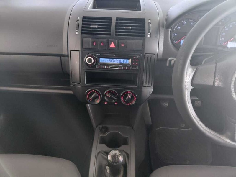 Volkswagen Polo Vivo - Stiaan Autos (Pty) Ltd - Image 11