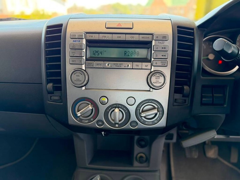 Mazda BT-50 - Bakwena Auto Sales - Image 13