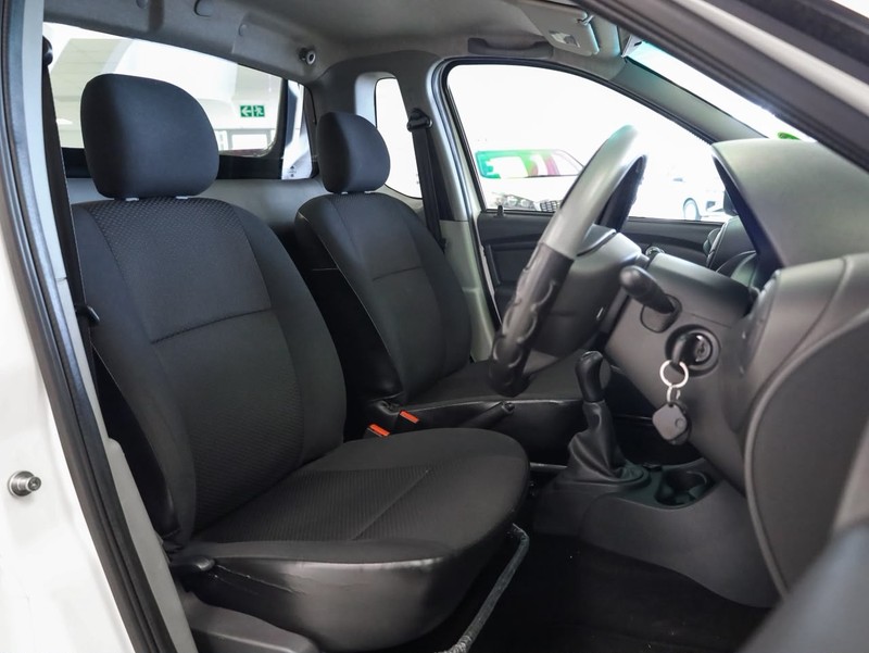 Nissan NP200 - GWM Haval Sandton - Image 8