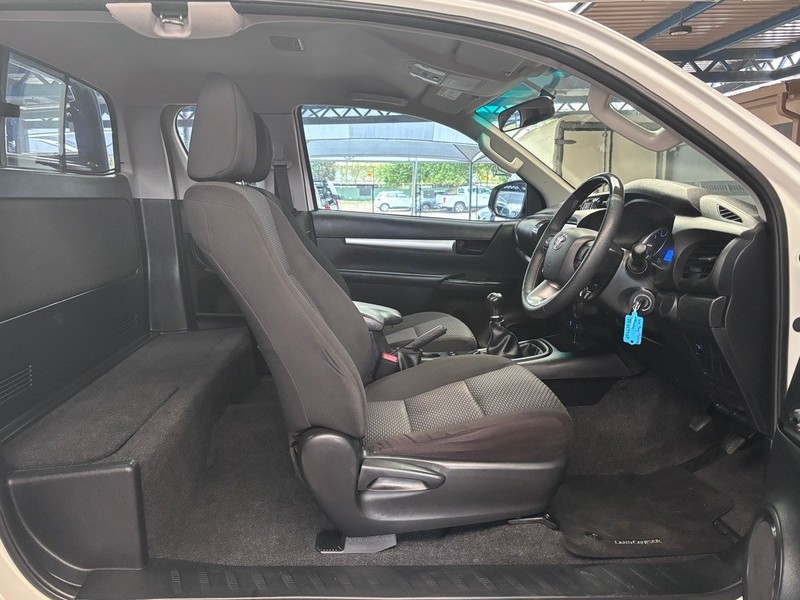 Toyota Hilux - We Buy Bakkies - Image 13