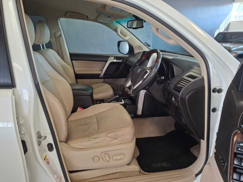 Toyota Land Cruiser Prado - Cargen Auto - Image 12