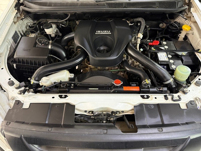 Isuzu D-Max - Stargate Auto - Image 12