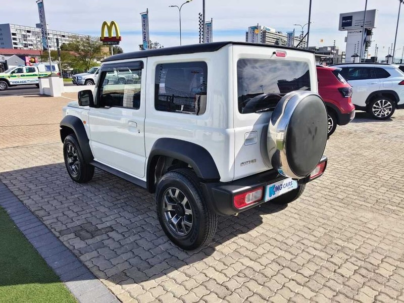Suzuki Jimny - King Cars Bellville/Vredekloof - Image 5