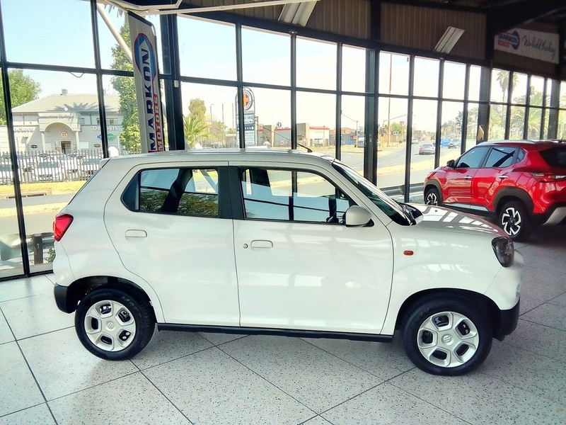 Suzuki S-Presso - Markon Motors - Image 3